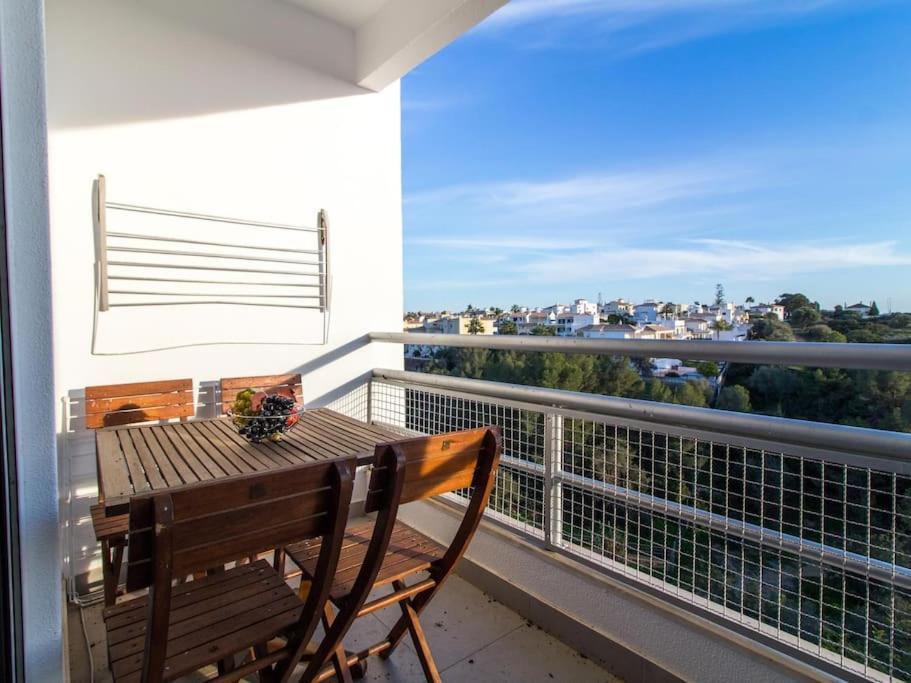 Central Apartment - Pool And Sea View & Albufeira Center ภายนอก รูปภาพ